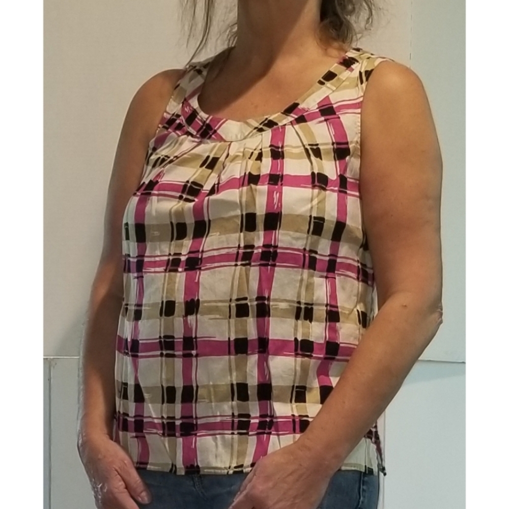 Talbots Petite. Size 12p sleeveless top pink, black, creme, khaki